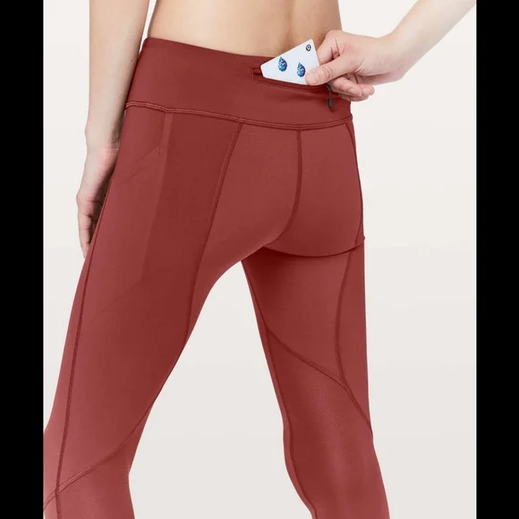 Lululemon pace rival crops full on luxtreme 22 inch - Picture 2 of 6